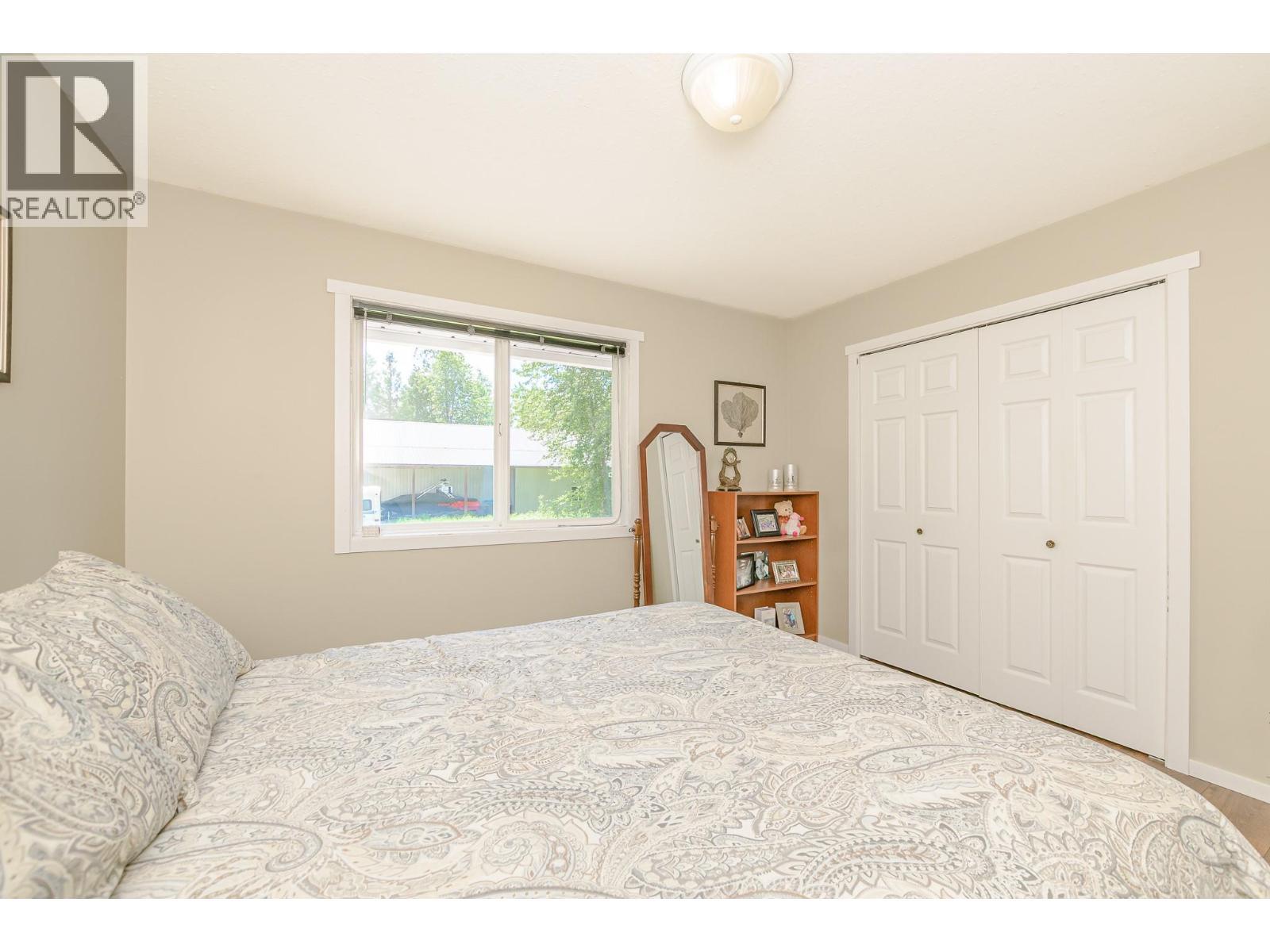 4340 Sederberg Road, Malakwa, BC - Indoor Photo Showing Bedroom