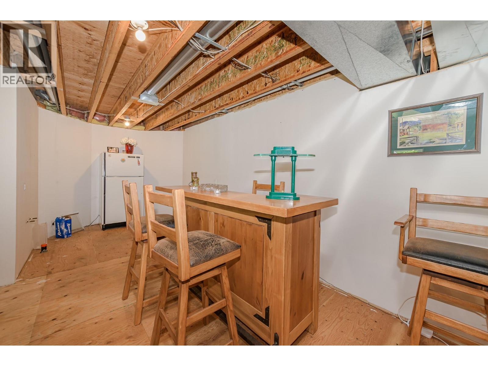 4340 Sederberg Road, Malakwa, BC - Indoor