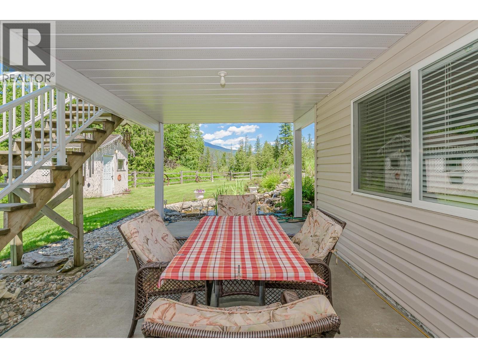 4340 Sederberg Road, Malakwa, BC - Outdoor With Deck Patio Veranda With Exterior