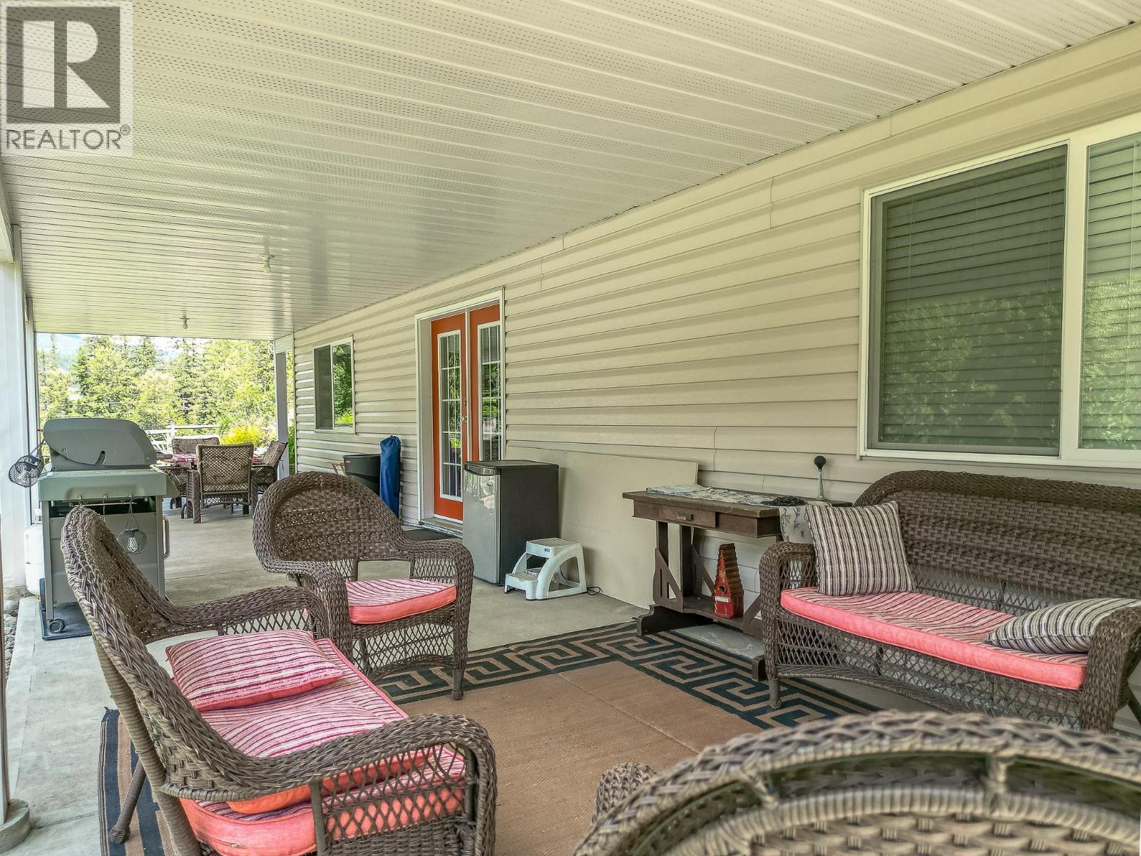 4340 Sederberg Road, Malakwa, BC - Outdoor With Deck Patio Veranda With Exterior