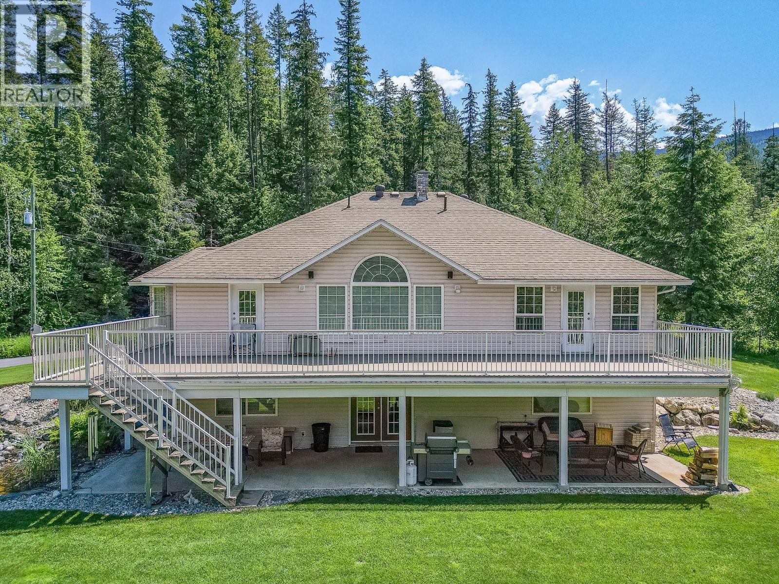 4340 Sederberg Road, Malakwa, BC - Outdoor With Deck Patio Veranda