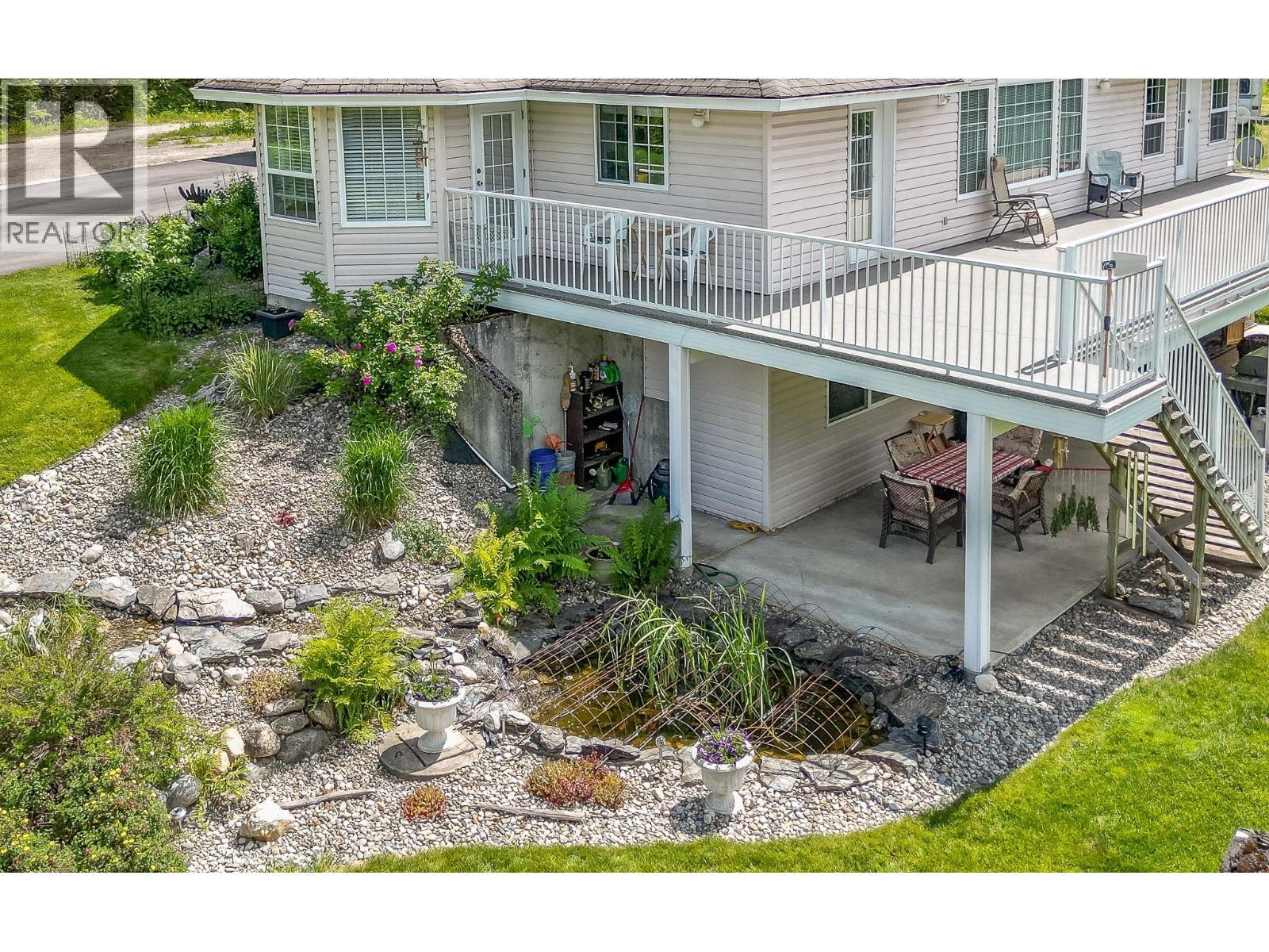 Fish Pond - 4340 Sederberg Road, Malakwa, BC - Outdoor With Deck Patio Veranda