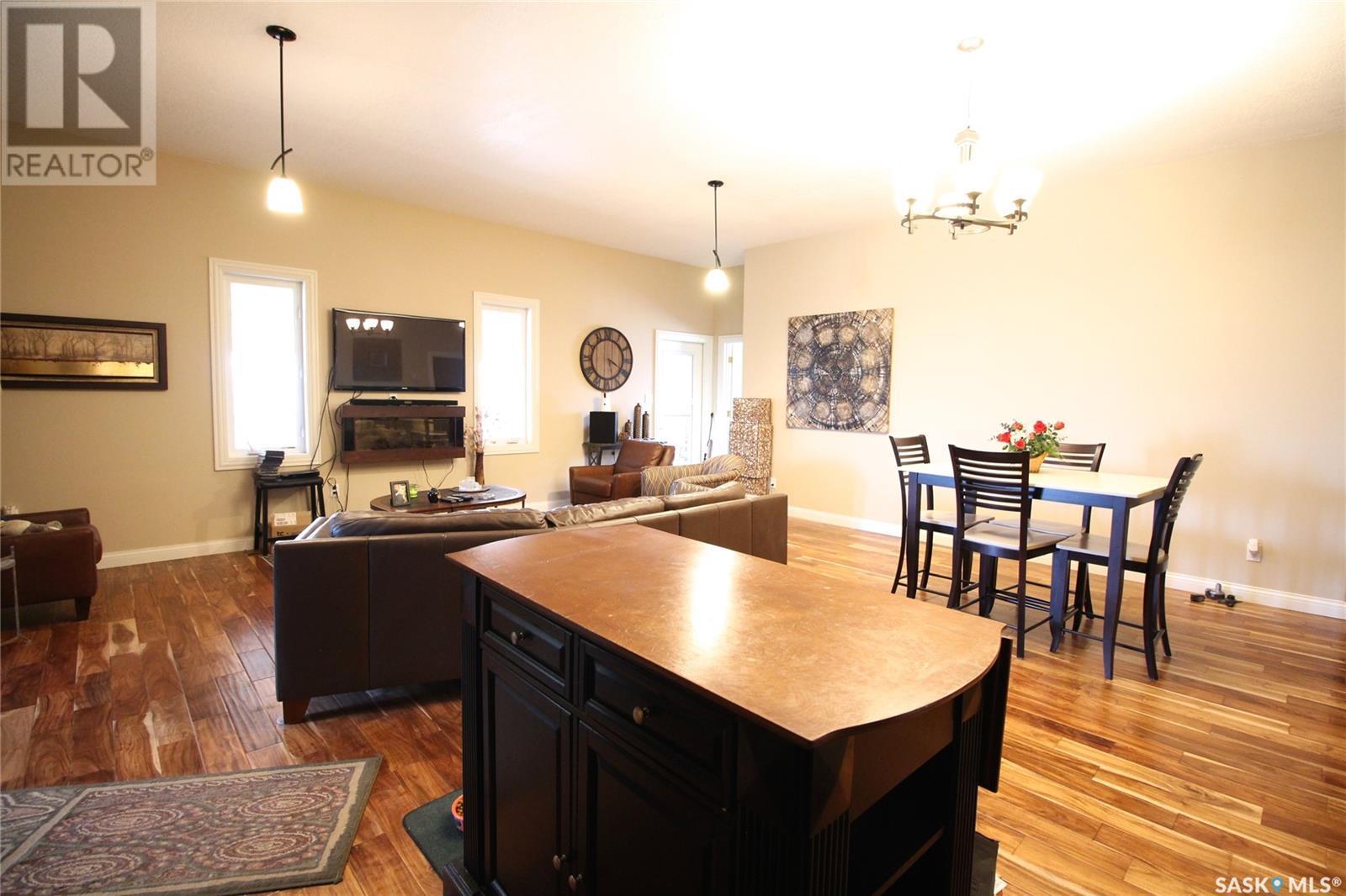 Frank Acreage, Wawken Rm No. 93, SK - Indoor