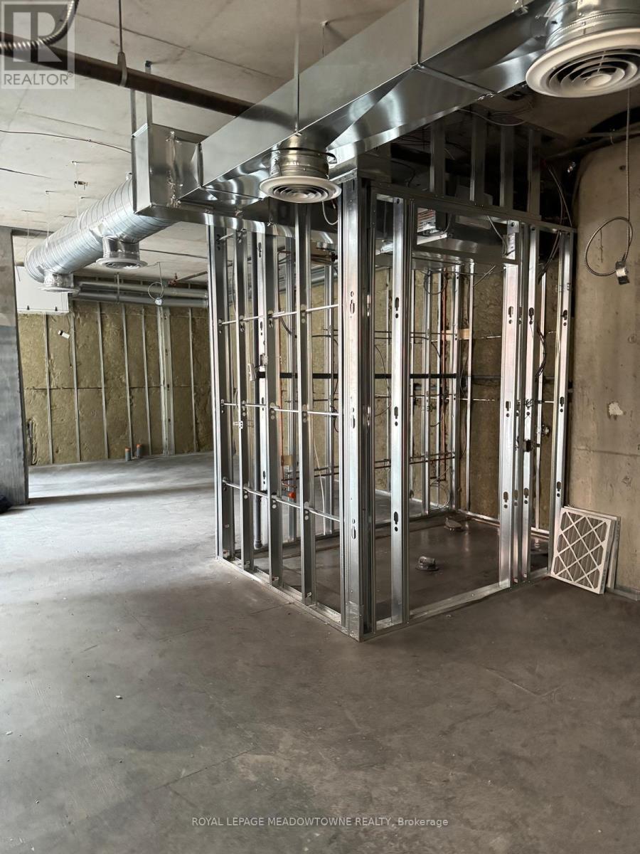 C5A - 150 Main Street W, Hamilton, ON