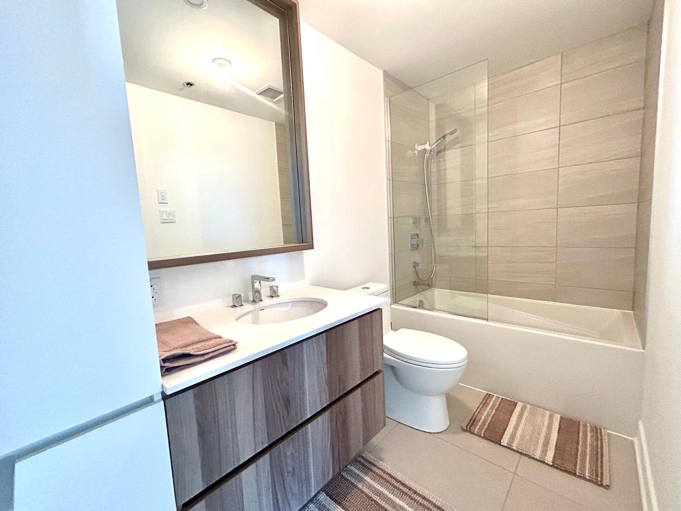 Bathroom - 515-5905 Boul. Du Quartier, Brossard, QC - Indoor Photo Showing Bathroom