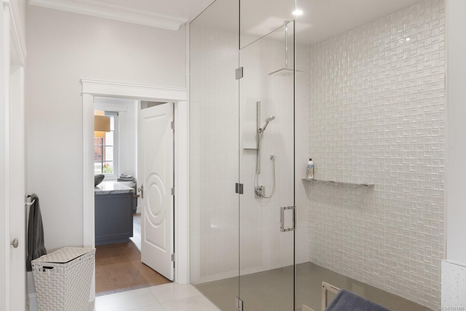 10865 Fernie Wynd Rd, North Saanich, BC