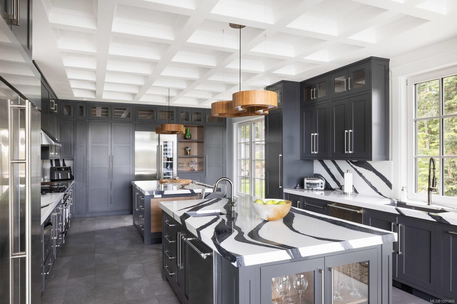 10865 Fernie Wynd Rd, North Saanich, BC