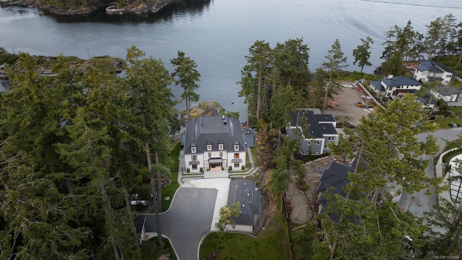 10865 Fernie Wynd Rd, North Saanich, BC