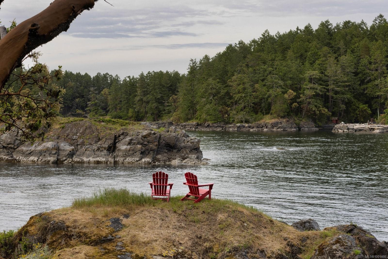 10865 Fernie Wynd Rd, North Saanich, BC