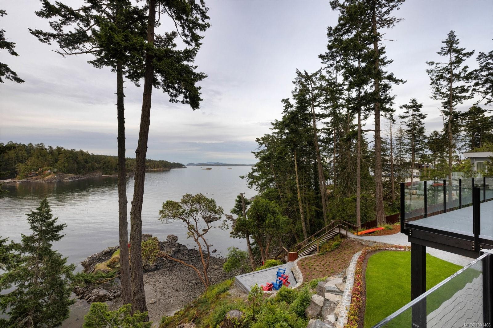 10865 Fernie Wynd Rd, North Saanich, BC