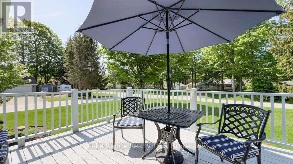 201 Shadywood Crescent, Huron-Kinloss, ON - Outdoor With Deck Patio Veranda With Exterior