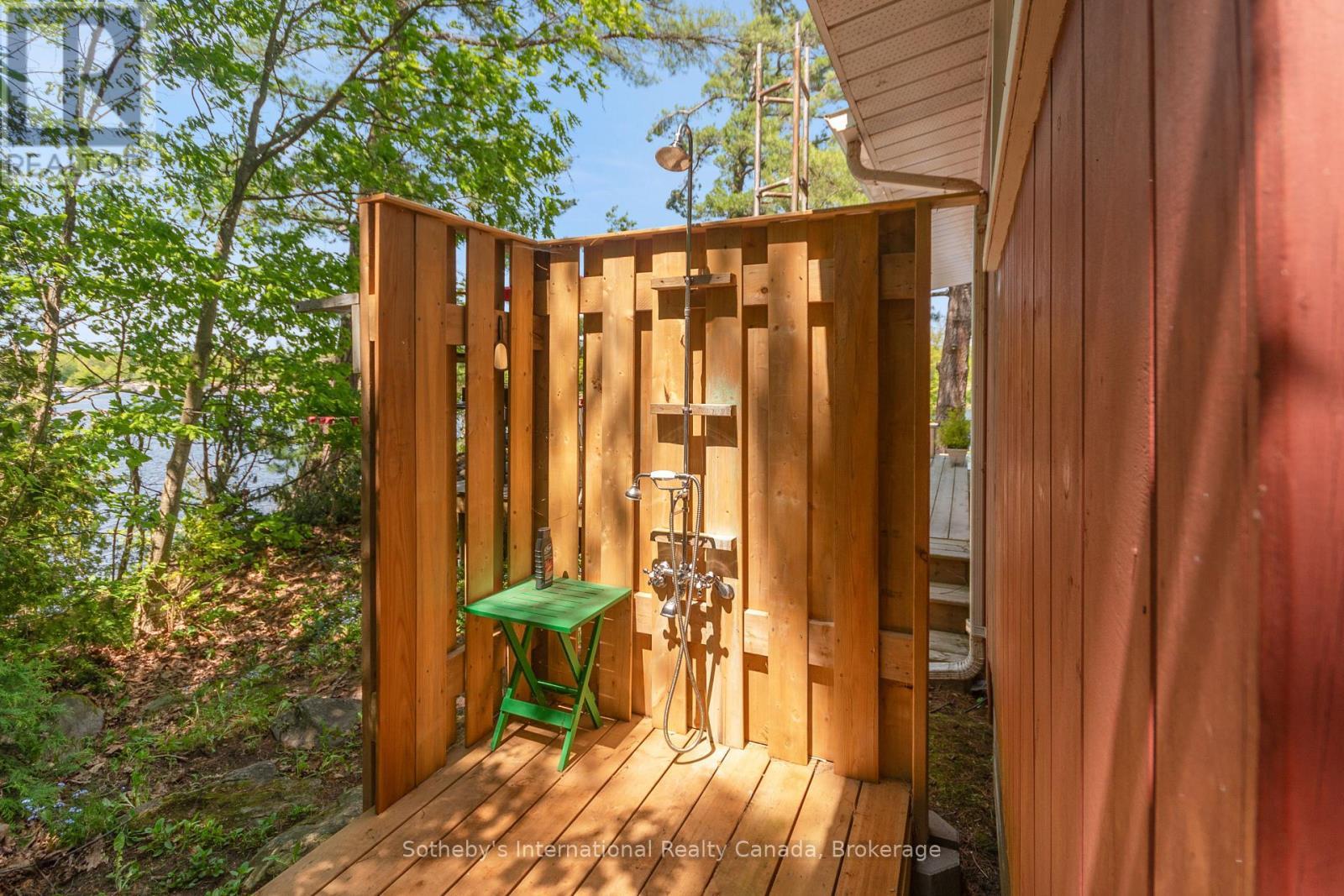 5096 Island 865, Georgian Bay (Baxter), ON - Outdoor With Exterior