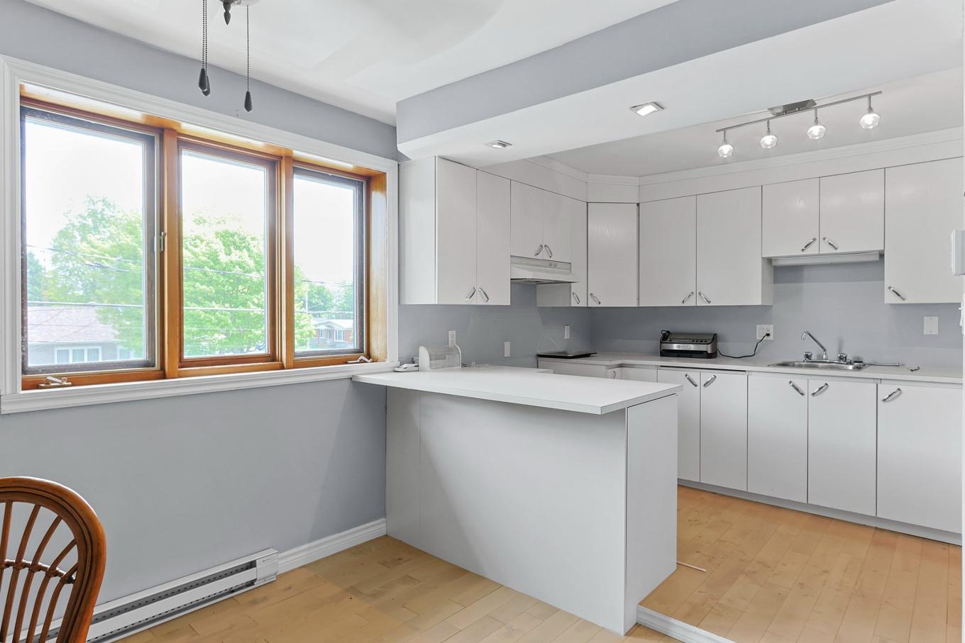 Kitchen - 857 - 859 Rue St-Clément, Mercier, QC - Indoor Photo Showing Kitchen