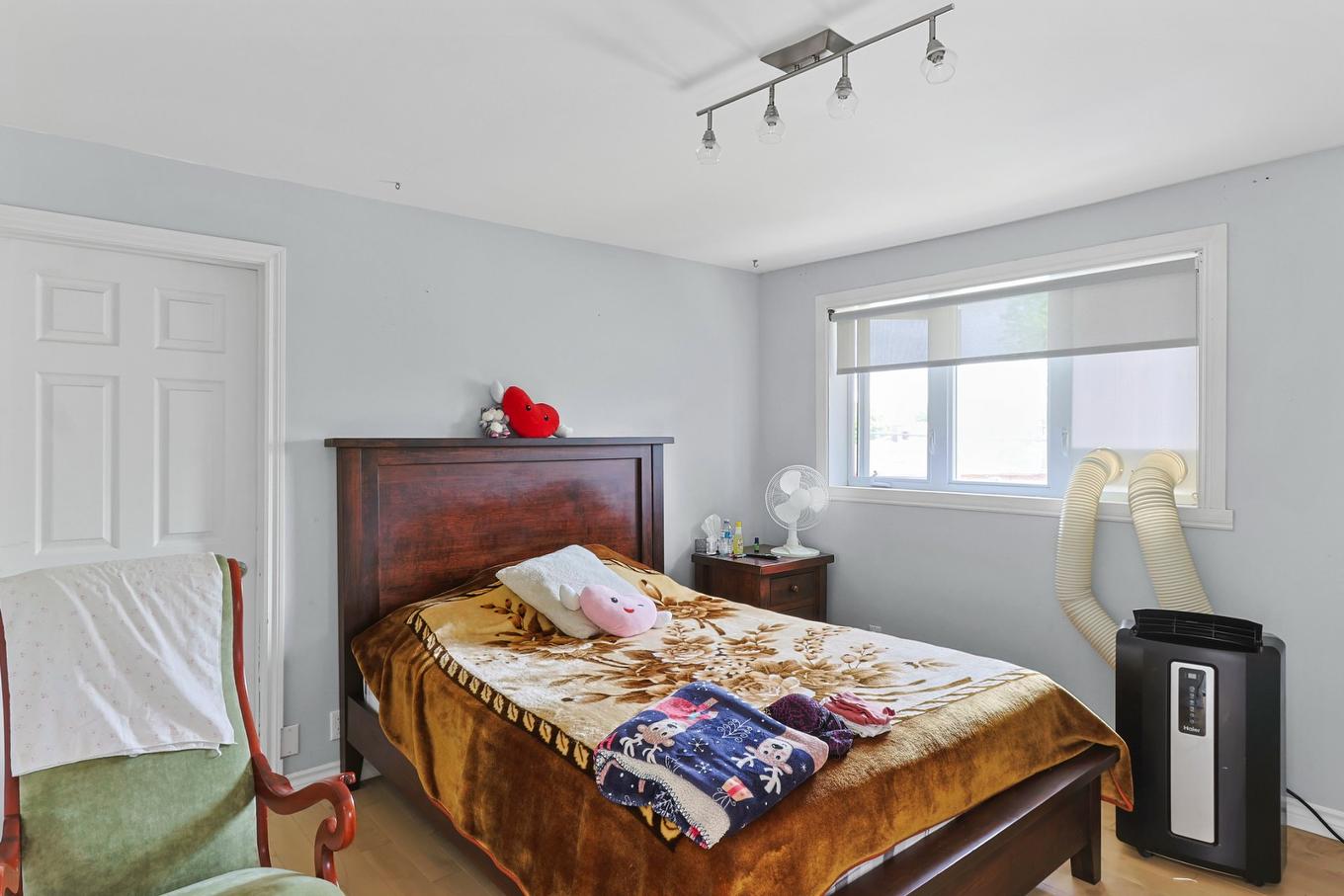 Bedroom - 857 - 859 Rue St-Clément, Mercier, QC - Indoor Photo Showing Bedroom