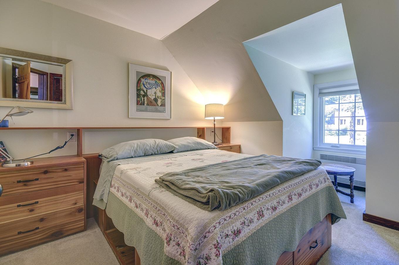 Bedroom - 289 Ch. Bréard, Mont-Tremblant, QC - Indoor Photo Showing Bedroom