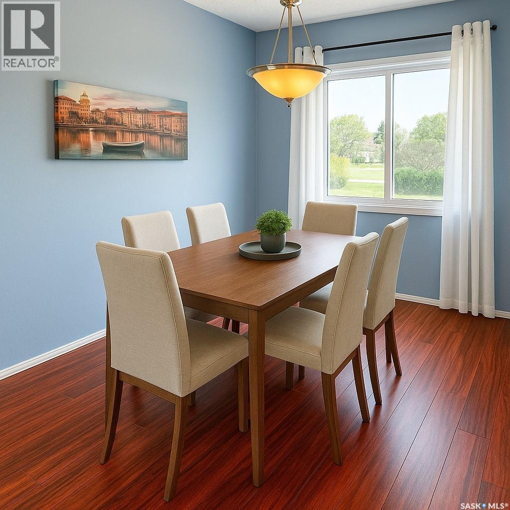 520 Bray Street E, Swift Current, SK - Indoor Photo Showing Dining Room