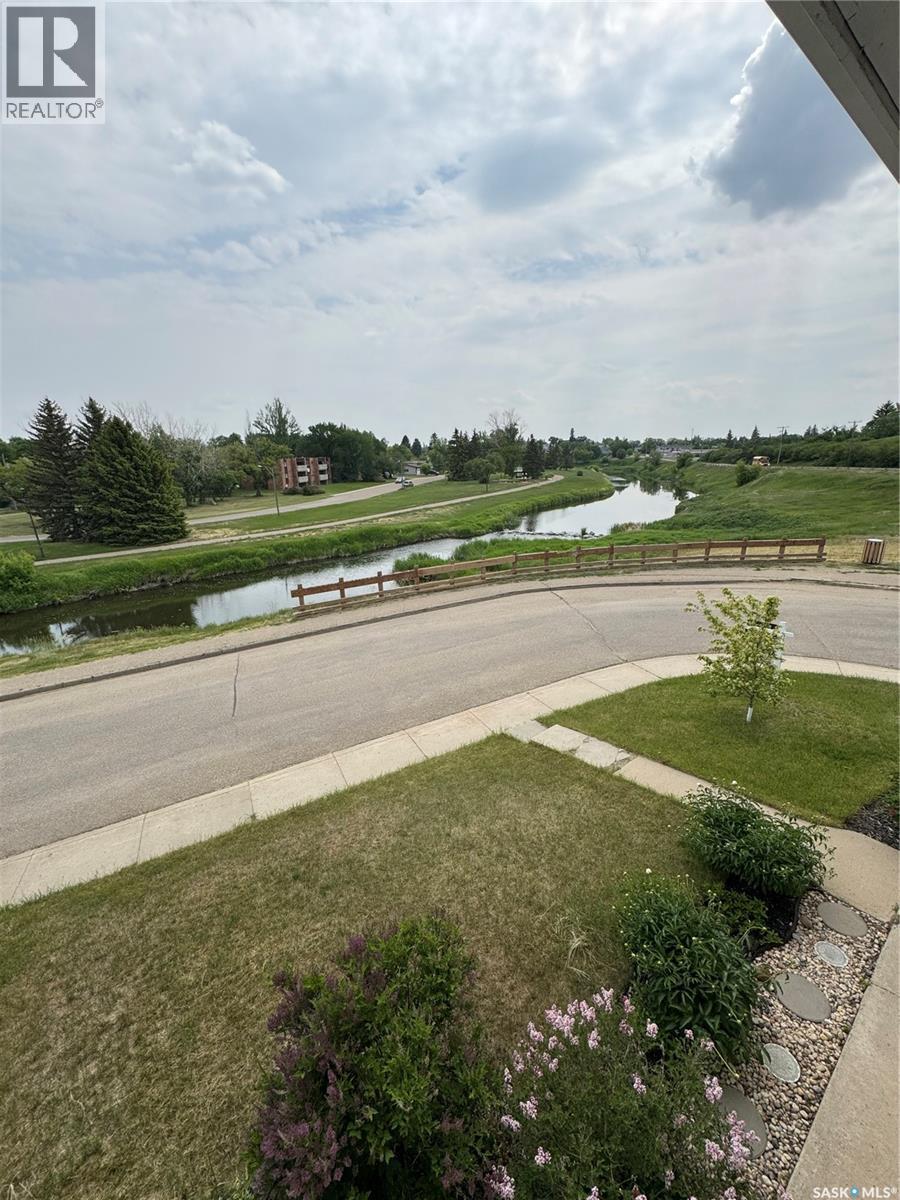 520 Bray Street E, Swift Current, SK - Outdoor With View