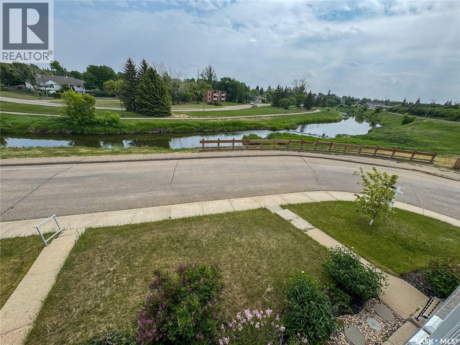 520 Bray Street E, Swift Current, SK - Outdoor With View