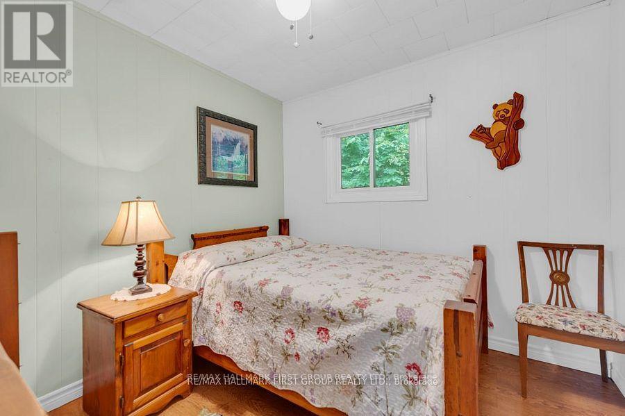 198 Hagerman Lane, Tweed (Hungerford (Twp)), ON - Indoor Photo Showing Bedroom