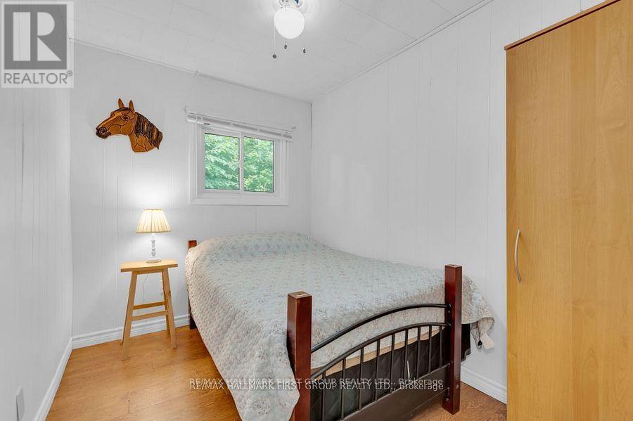 198 Hagerman Lane, Tweed (Hungerford (Twp)), ON - Indoor Photo Showing Bedroom