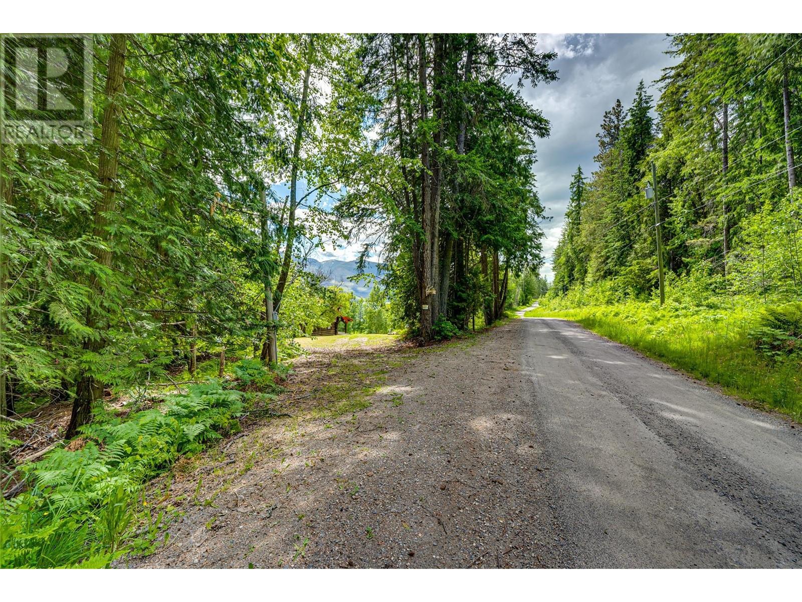 682 Lower Inonoaklin Road, Edgewood, BC - Outdoor