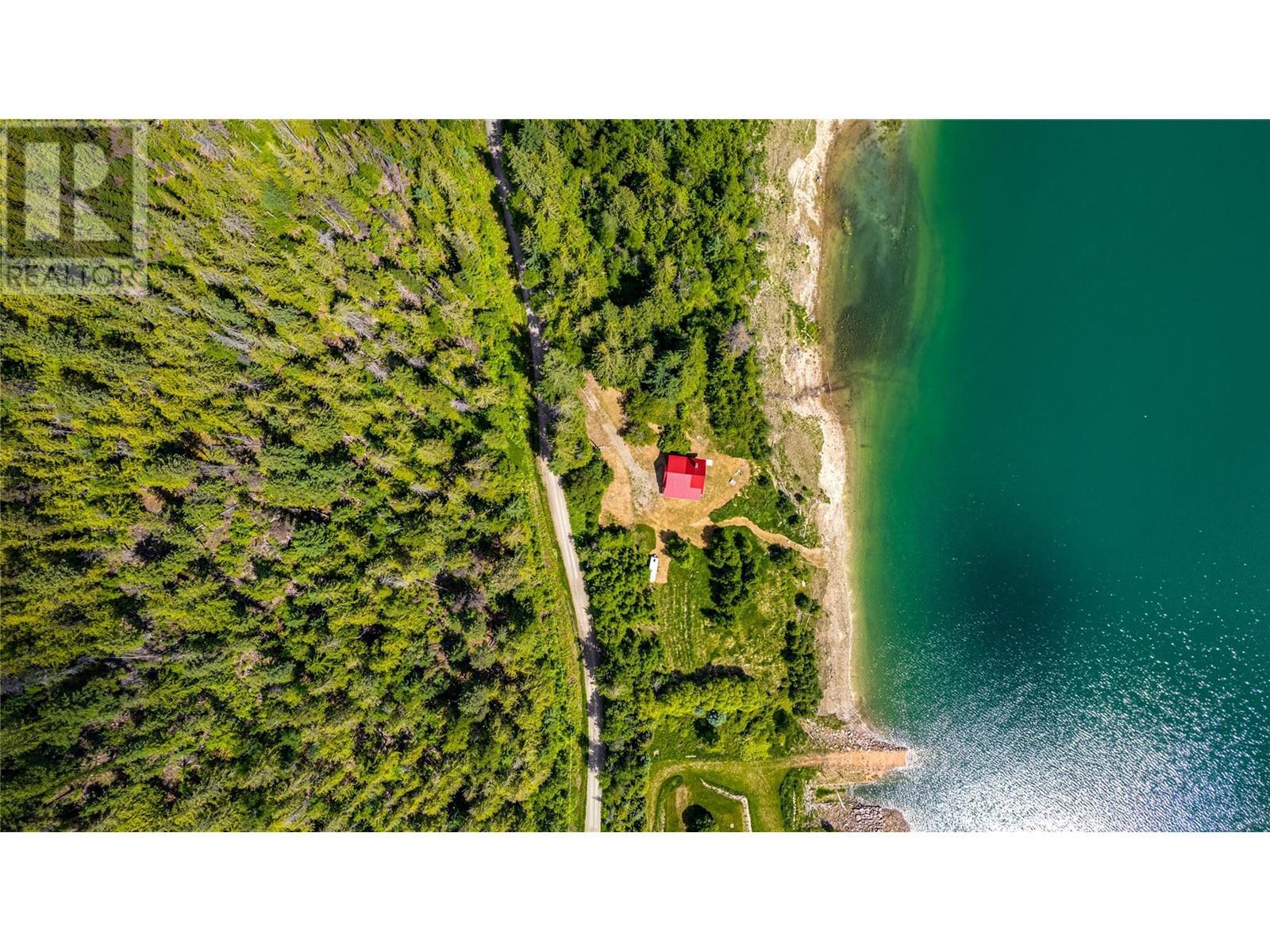 682 Lower Inonoaklin Road, Edgewood, BC - Outdoor