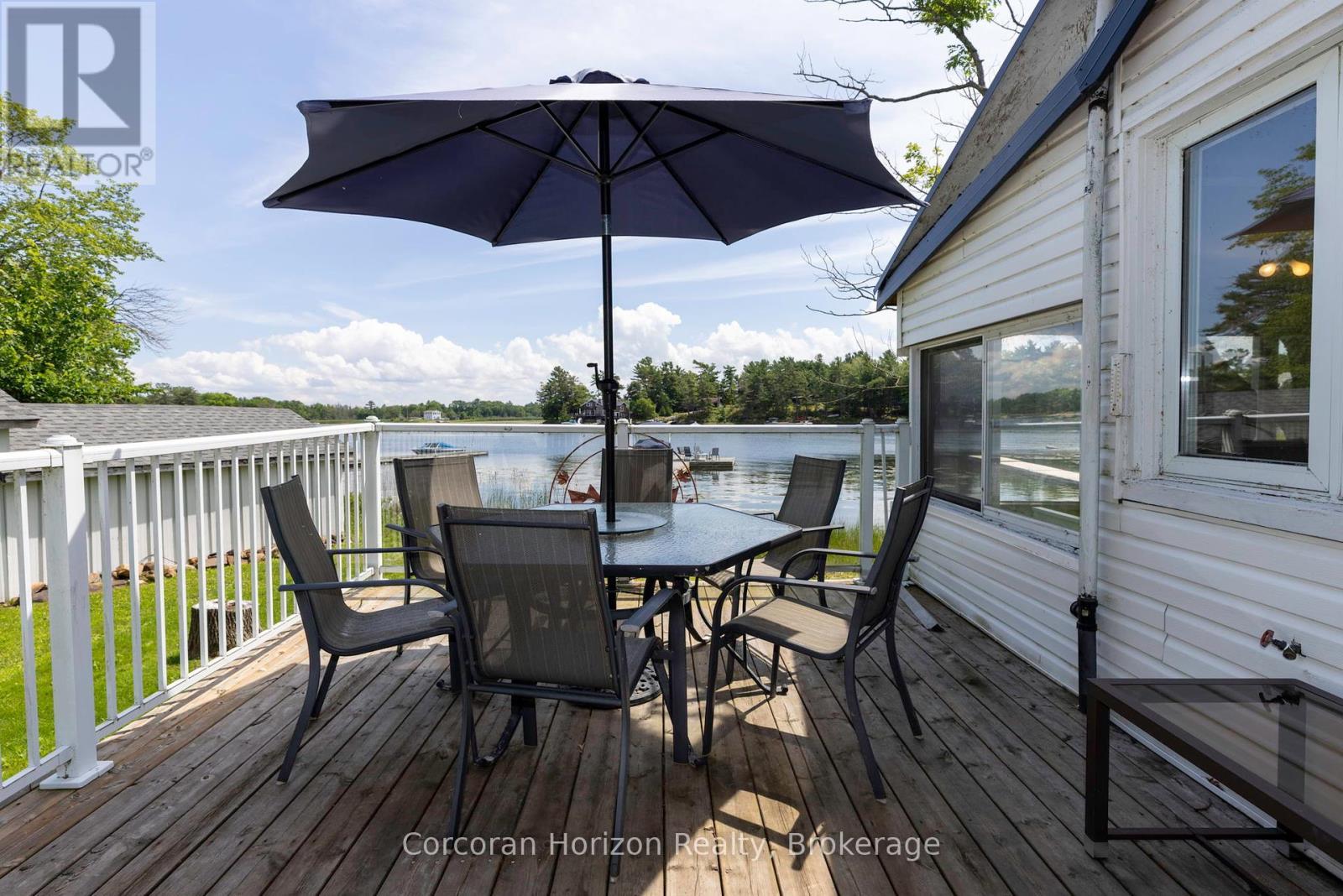 68 Wolverine Beach Rd, Georgian Bay (Baxter), ON - Outdoor With Deck Patio Veranda With Exterior
