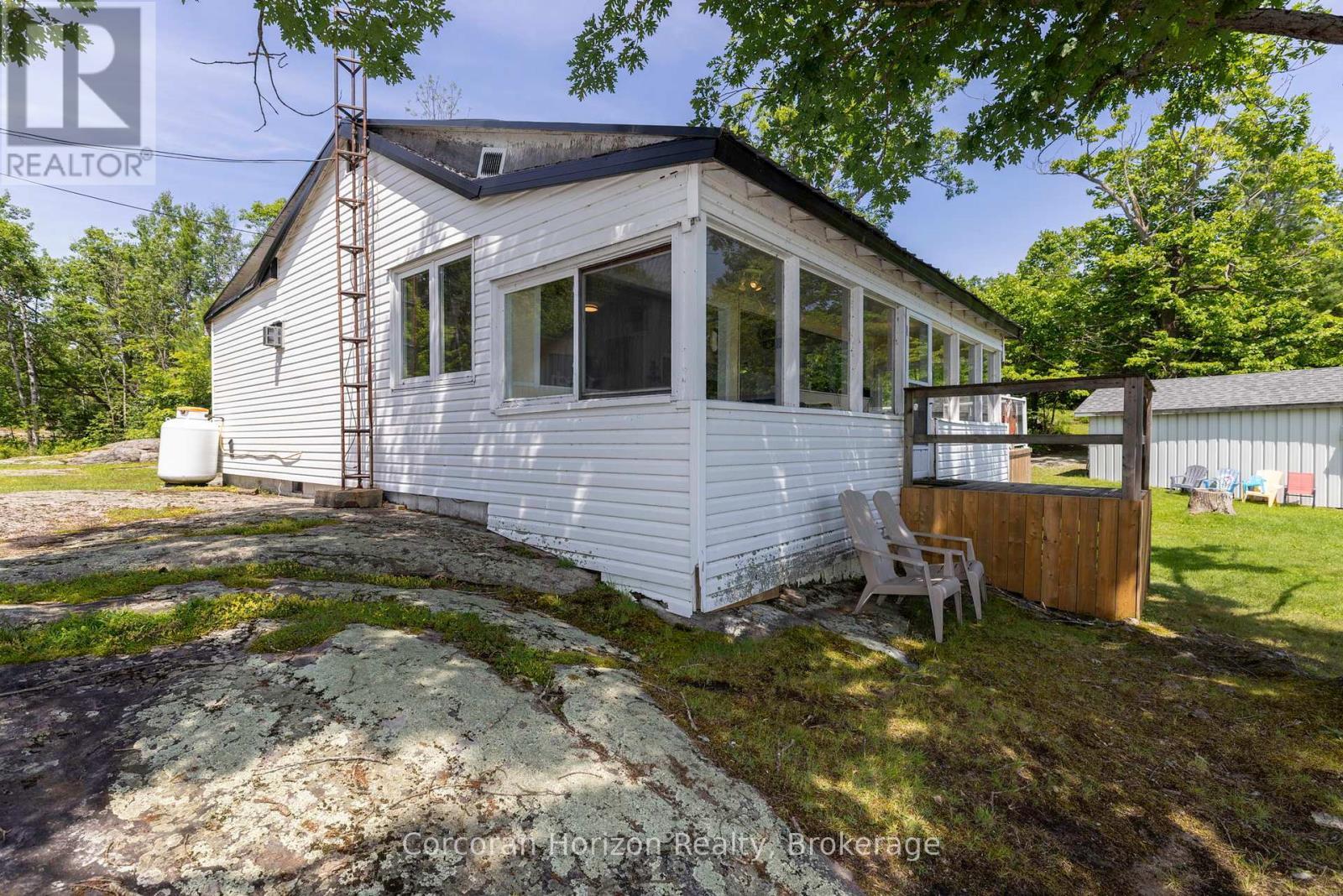 68 Wolverine Beach Rd, Georgian Bay (Baxter), ON - Outdoor