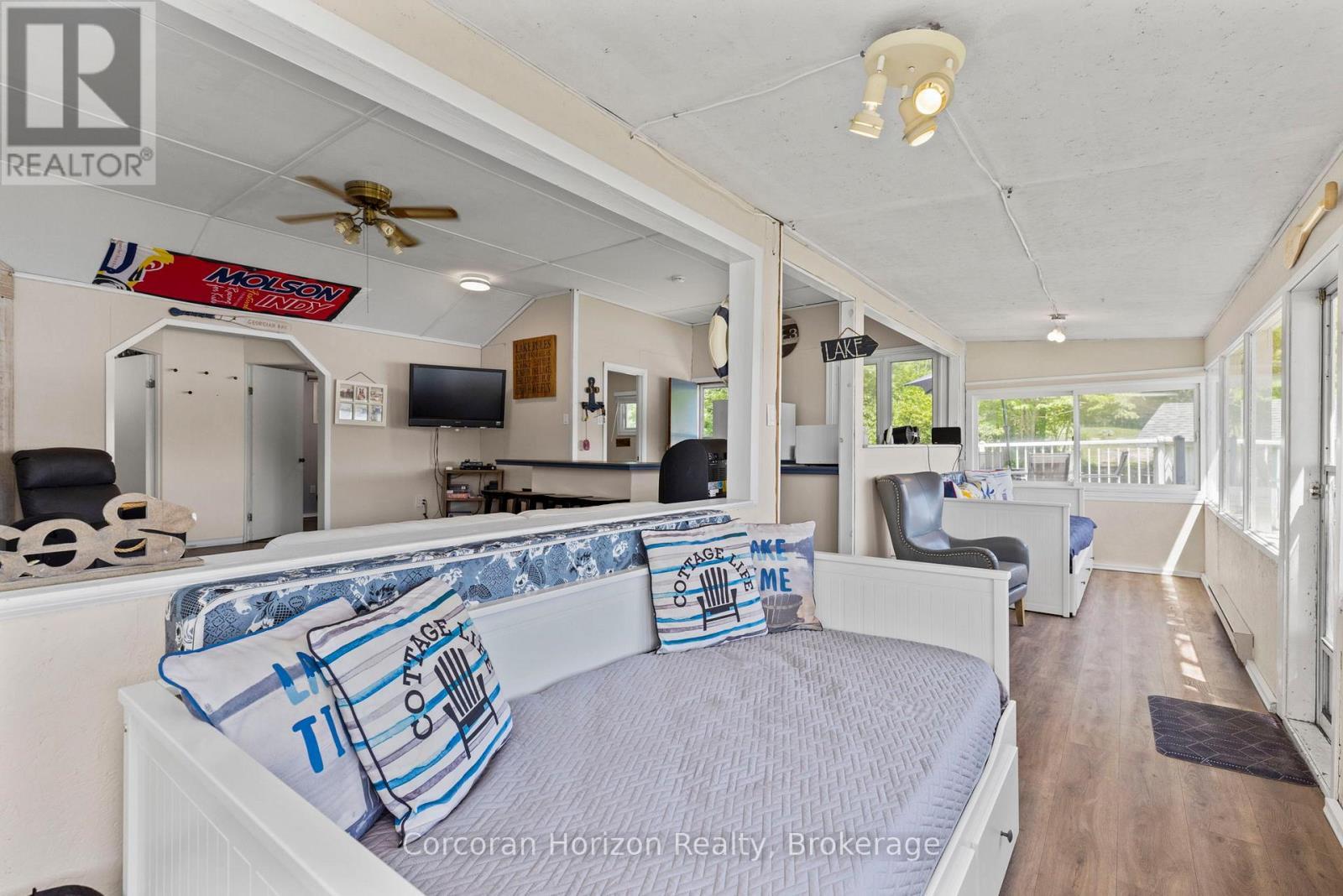 68 Wolverine Beach Rd, Georgian Bay (Baxter), ON - Indoor Photo Showing Other Room