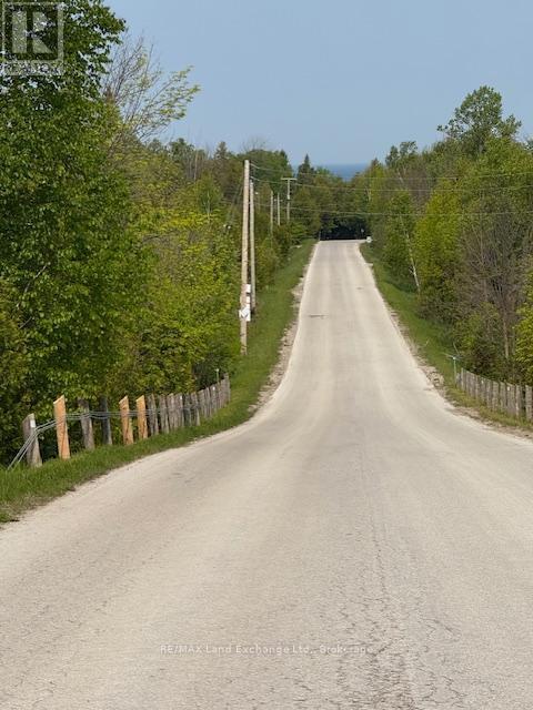 Lorne Beach Road to Lake Huron - 3 Lorne Beach Road, Kincardine, ON