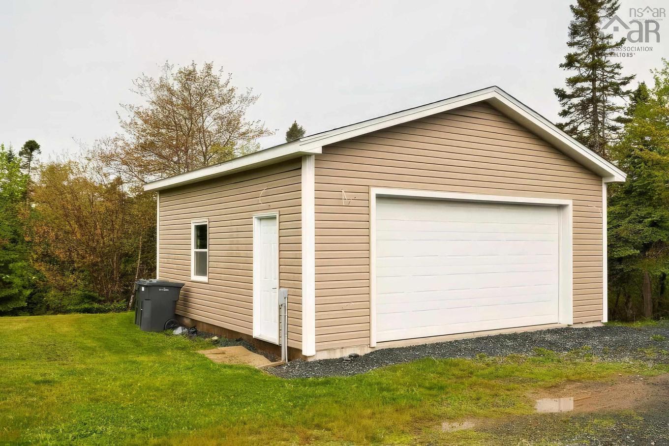 30 Pivot Lane, Hatchet Lake, NS