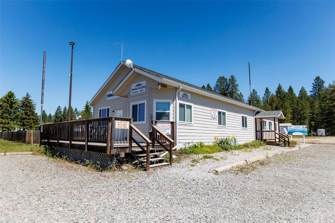 16-1993A Airport Road, Creston, BC