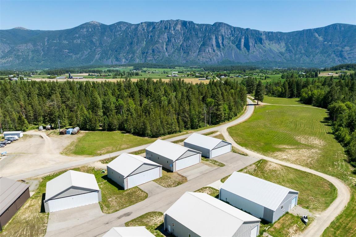 16-1993A Airport Road, Creston, BC