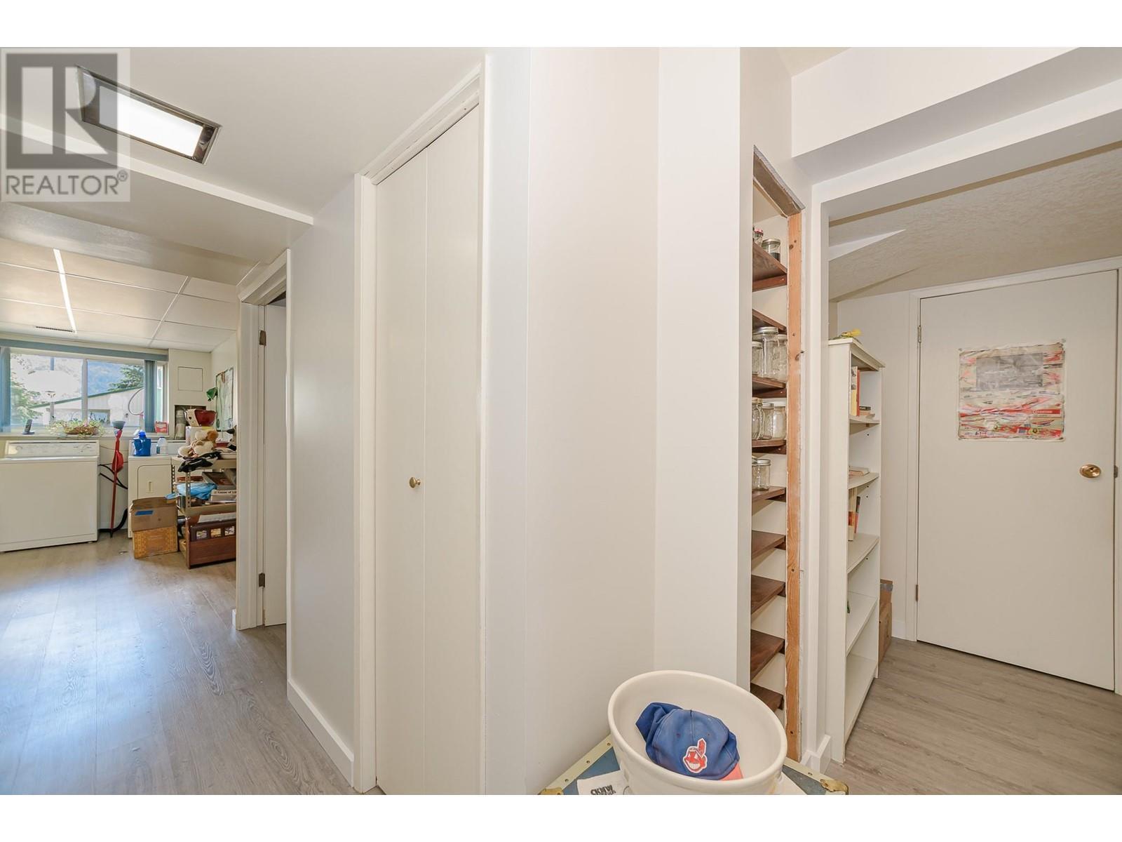 6601 97A Highway, Enderby, BC - Indoor Photo Showing Other Room