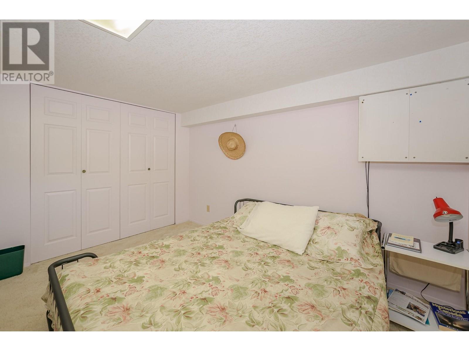 6601 97A Highway, Enderby, BC - Indoor Photo Showing Bedroom