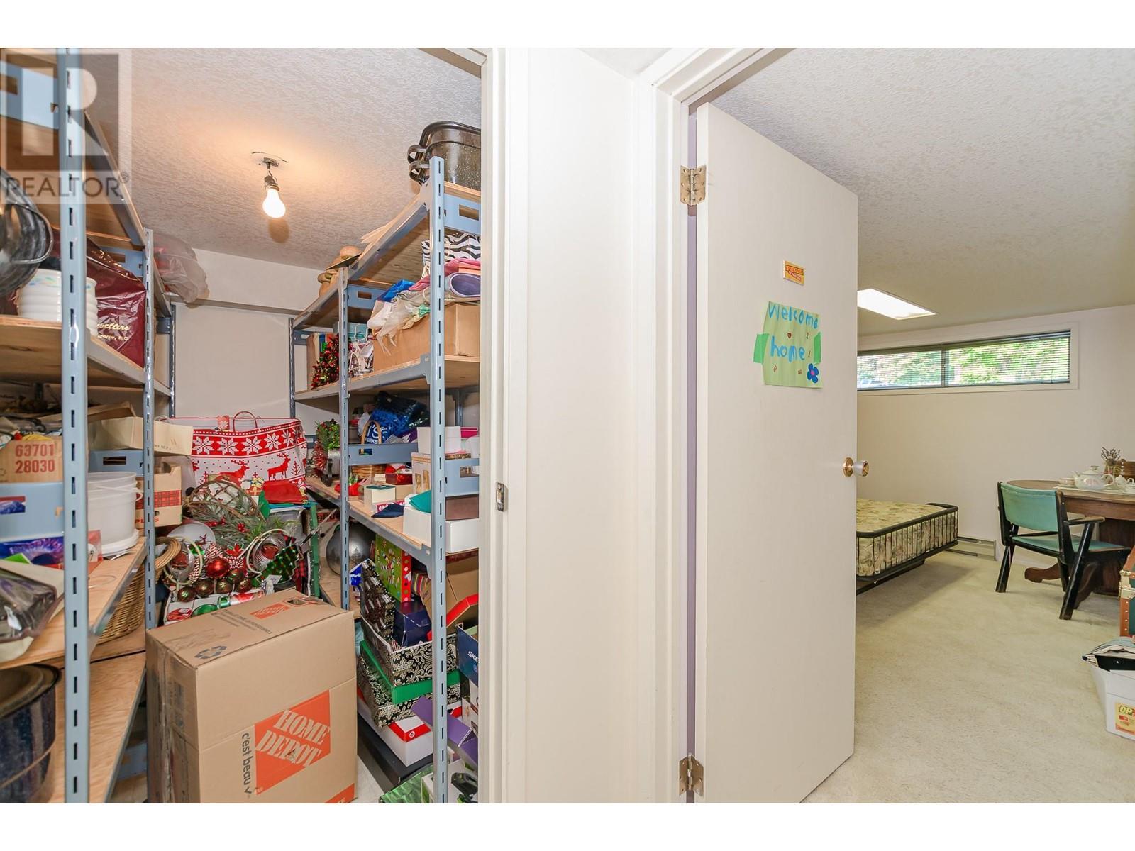 6601 97A Highway, Enderby, BC - Indoor