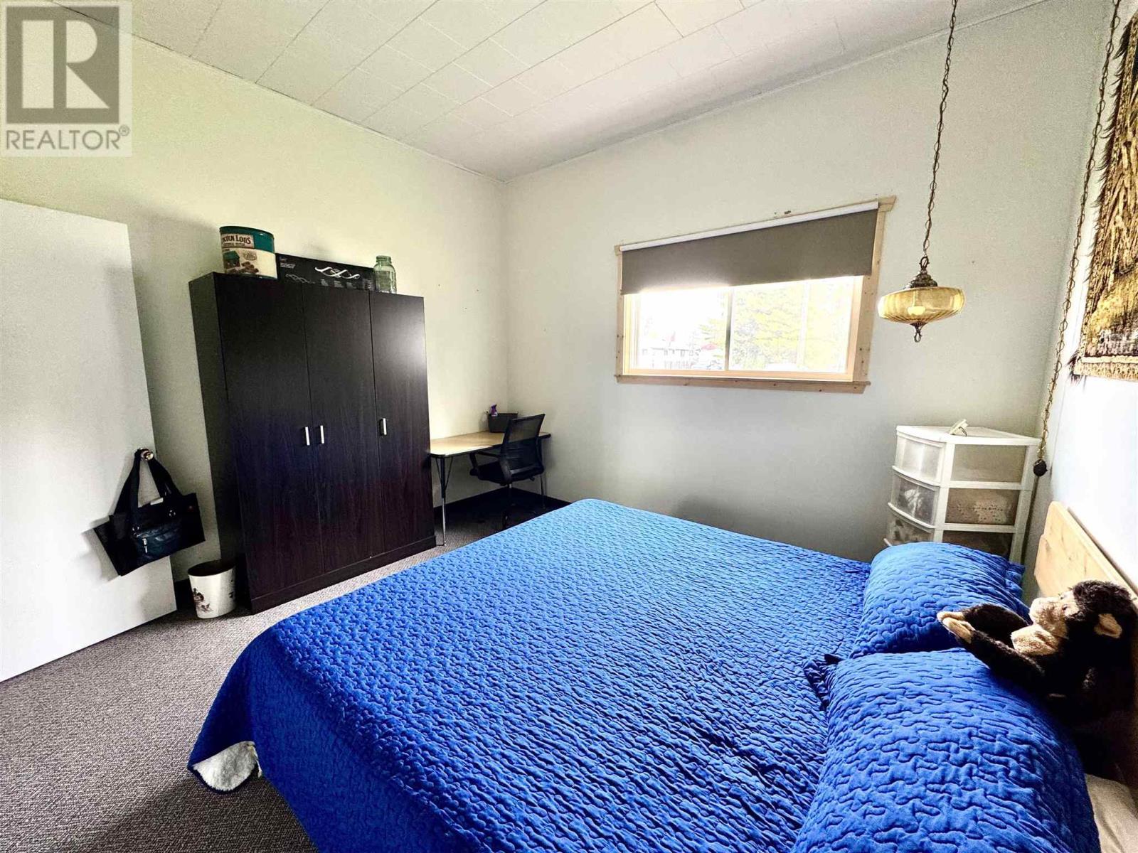 323 Hardy Ave, Wawa, ON - Indoor Photo Showing Bedroom