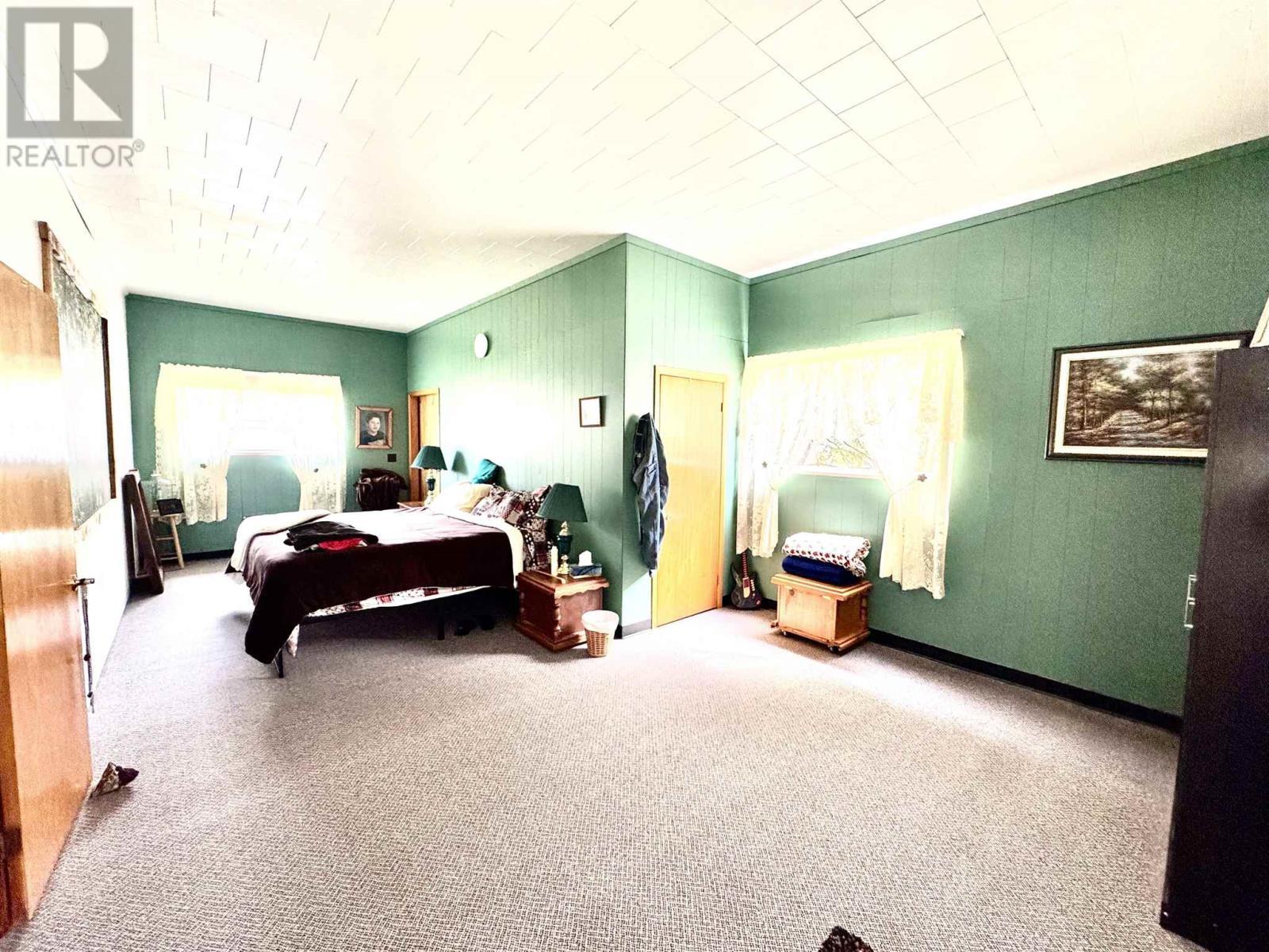 323 Hardy Ave, Wawa, ON - Indoor Photo Showing Bedroom