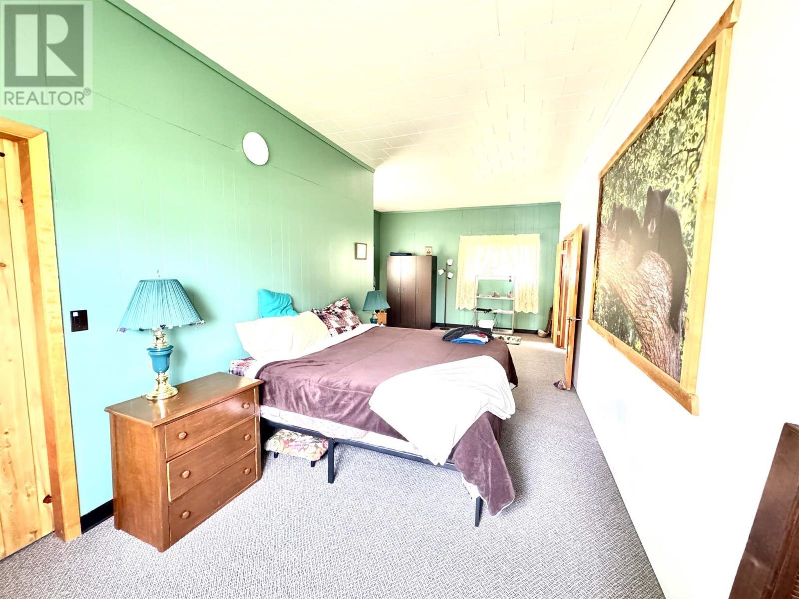 323 Hardy Ave, Wawa, ON - Indoor Photo Showing Bedroom