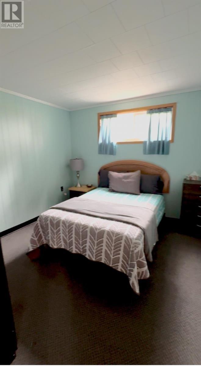 323 Hardy Ave, Wawa, ON - Indoor Photo Showing Bedroom