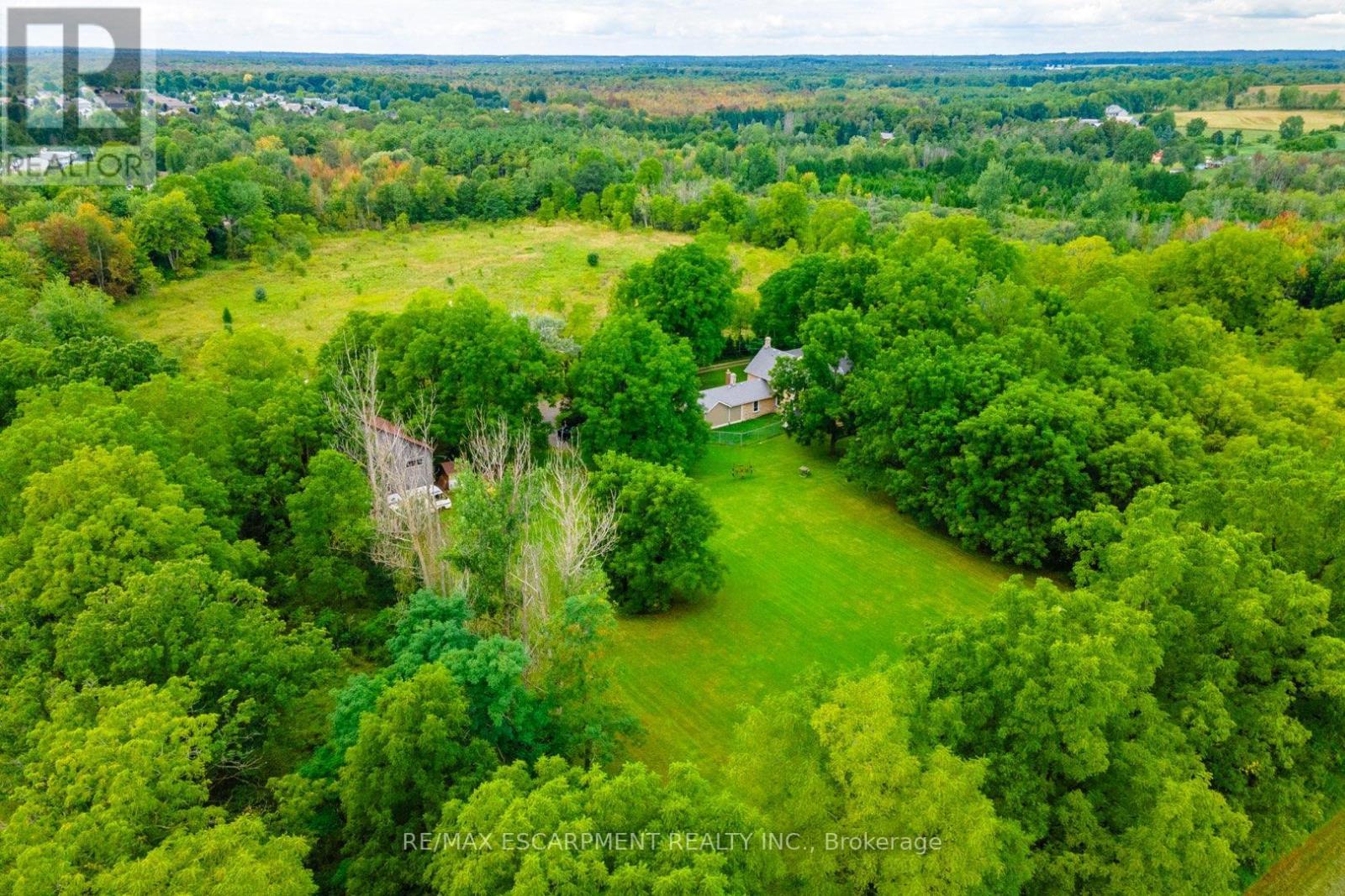 1172 8Th Concession Road W, Hamilton, ON - Outdoor