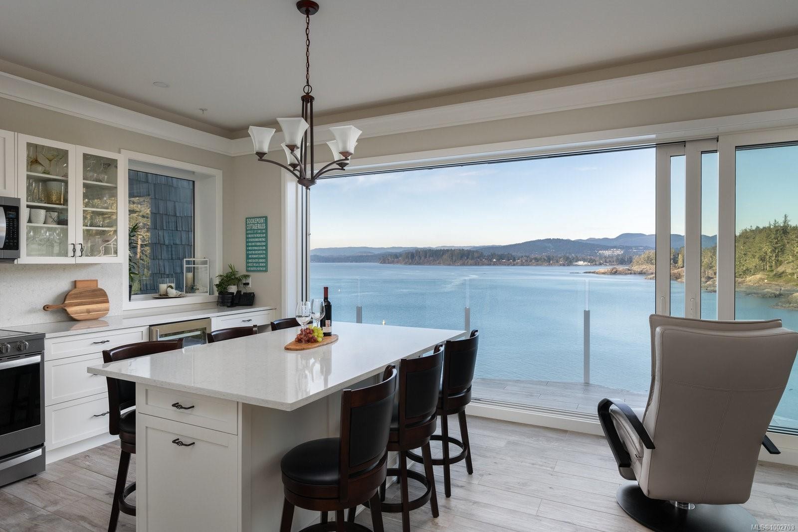 6B-1000 Sookepoint Pl, Sooke, BC - Indoor With Body Of Water