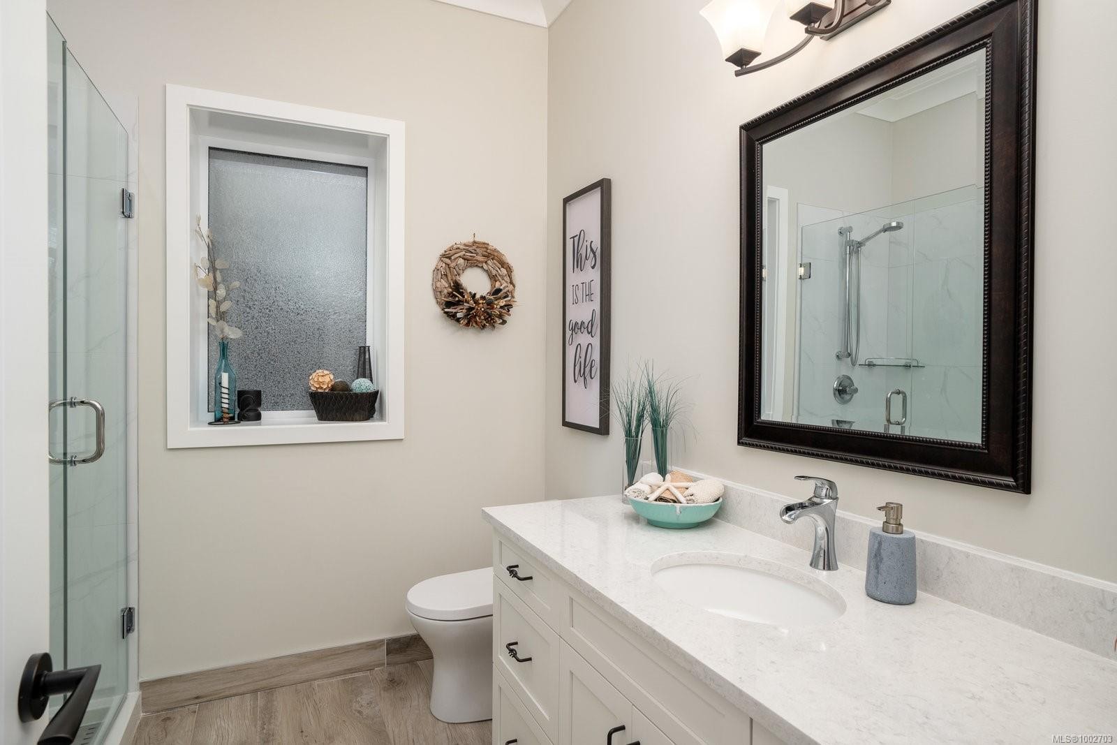 6B-1000 Sookepoint Pl, Sooke, BC - Indoor Photo Showing Bathroom