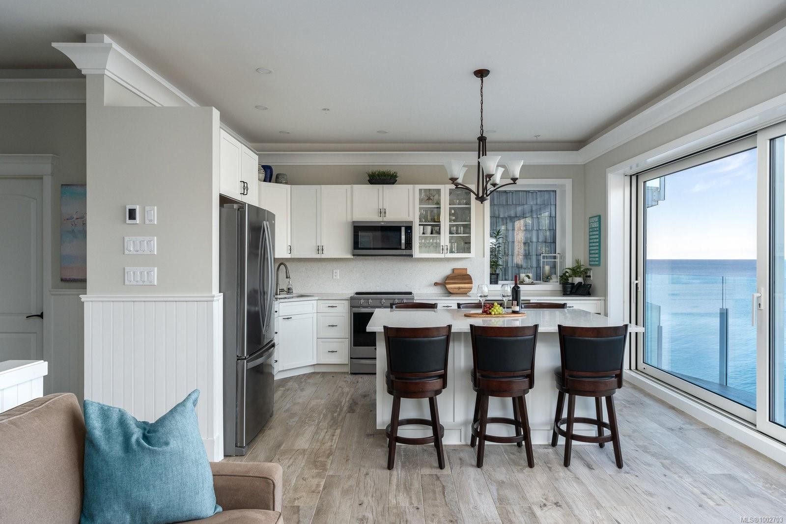 6B-1000 Sookepoint Pl, Sooke, BC - Indoor