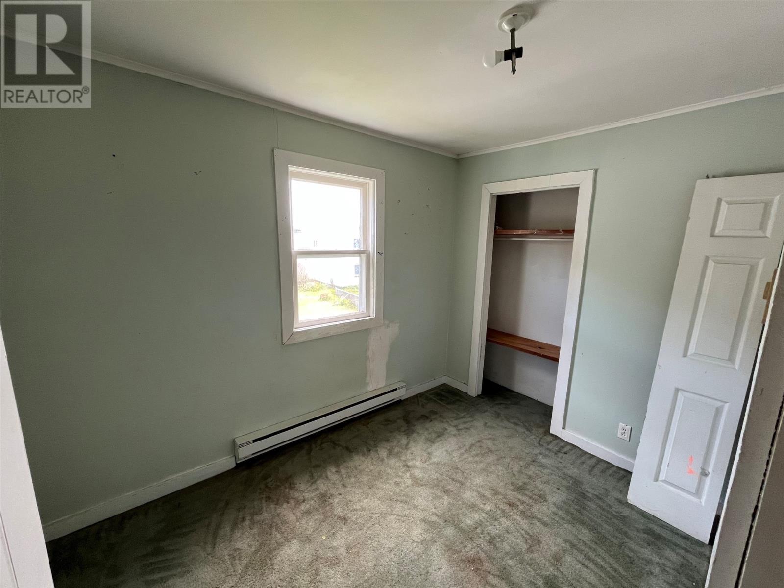 32 O'Reilly Street, Placentia, NL - Indoor Photo Showing Other Room
