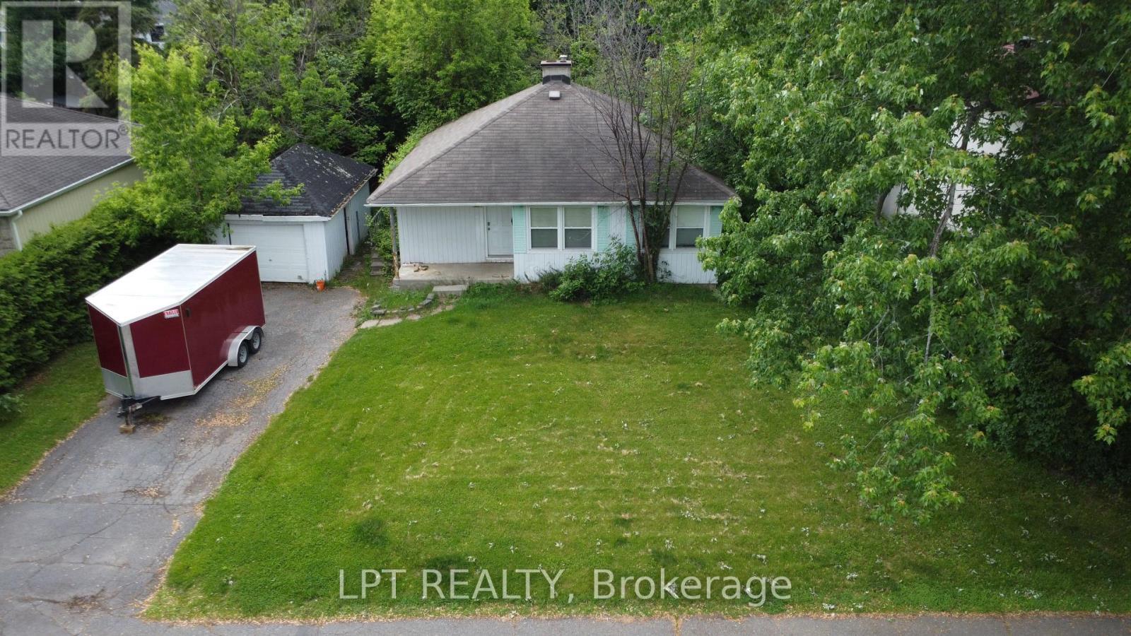 868 Mountainview Avenue, Ottawa, ON - Outdoor