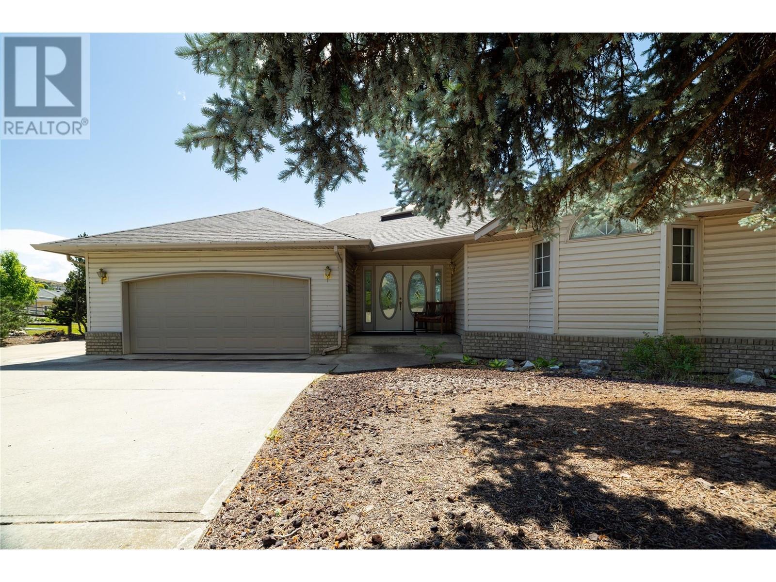 8827 Michael Drive, Coldstream, BC - Outdoor