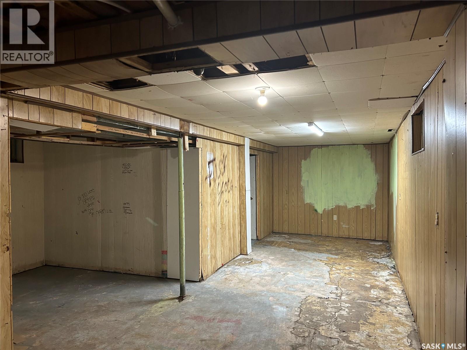 1157 Cameron Street, Regina, SK - Indoor Photo Showing Basement