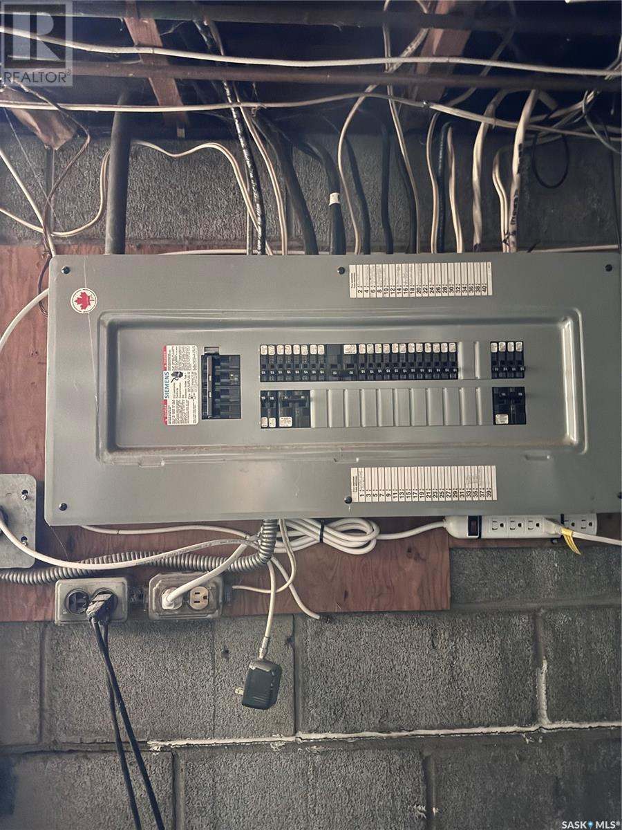 925 Isabelle Street, Estevan, SK - Other