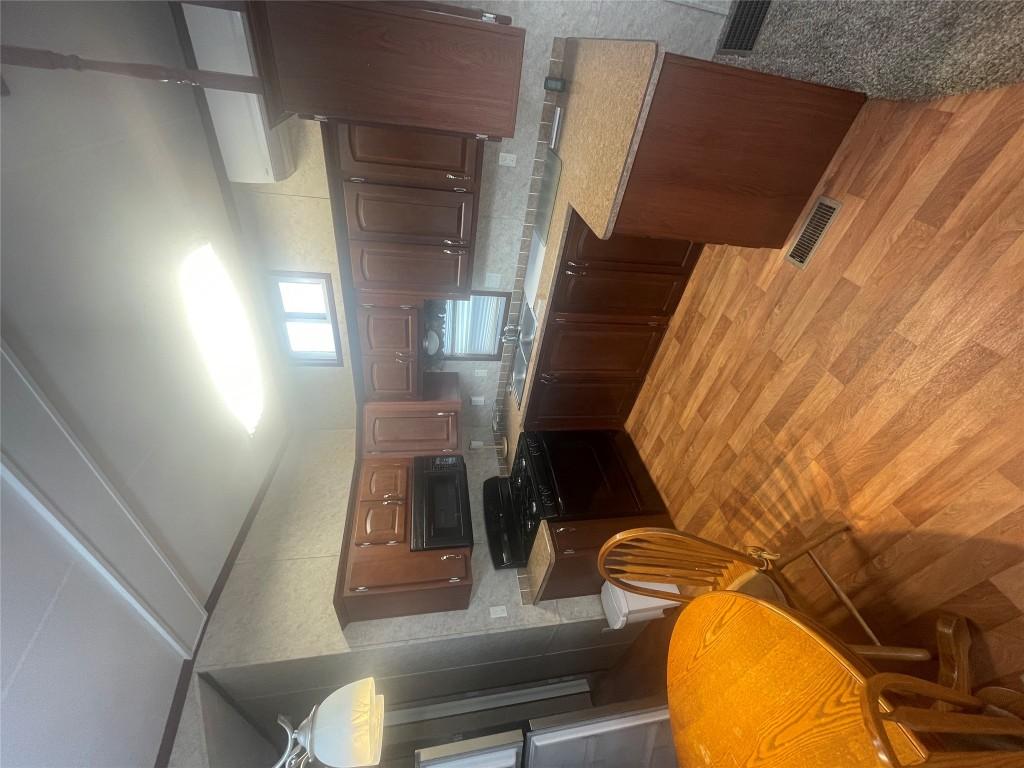 19-2633 Squilax Anglemont Road, Lee Creek, BC